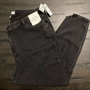 NWT ABERCROMBIE AND FITCH Curve Love High Rise Super Skinny Ankle Jeans